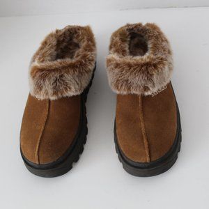 Skechers Brown Suede Fur Lined Size 7.5
